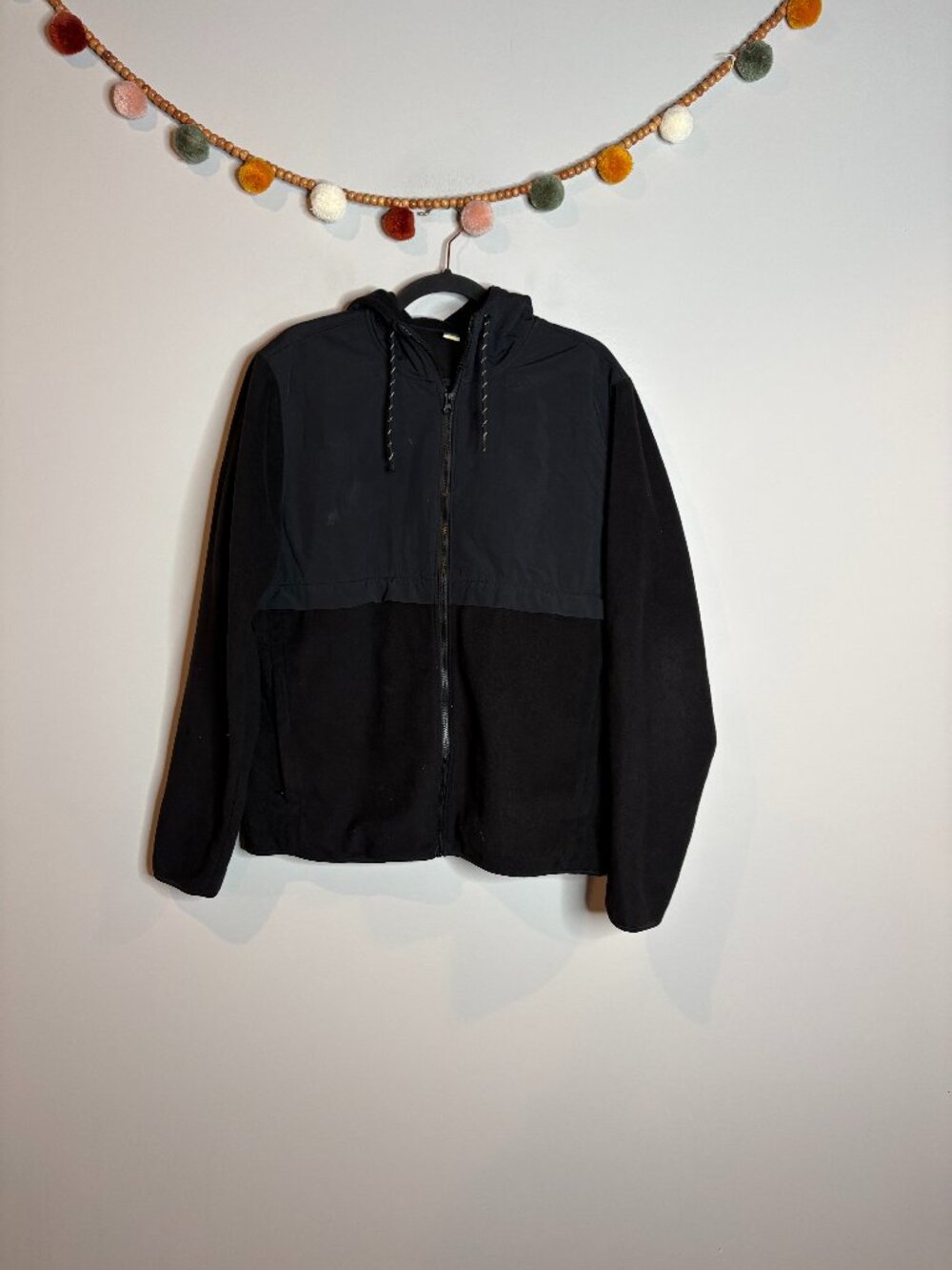 Old Navy black zip up fleece jacket